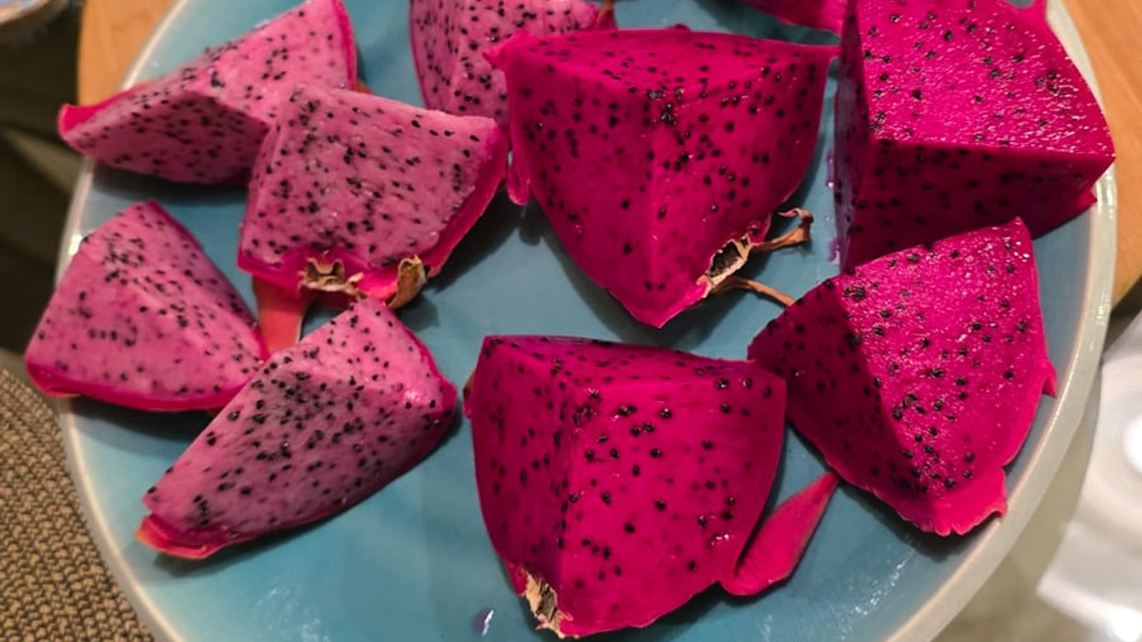 White, Red, and Yellow Dragon Fruit Taste Guide
